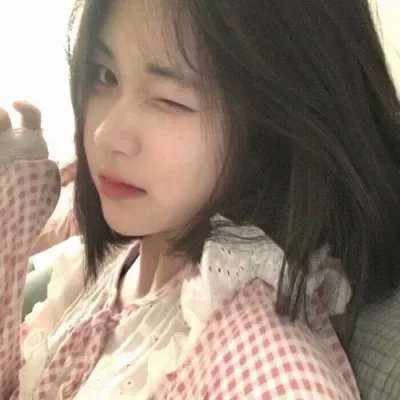 屋顶里的散步者